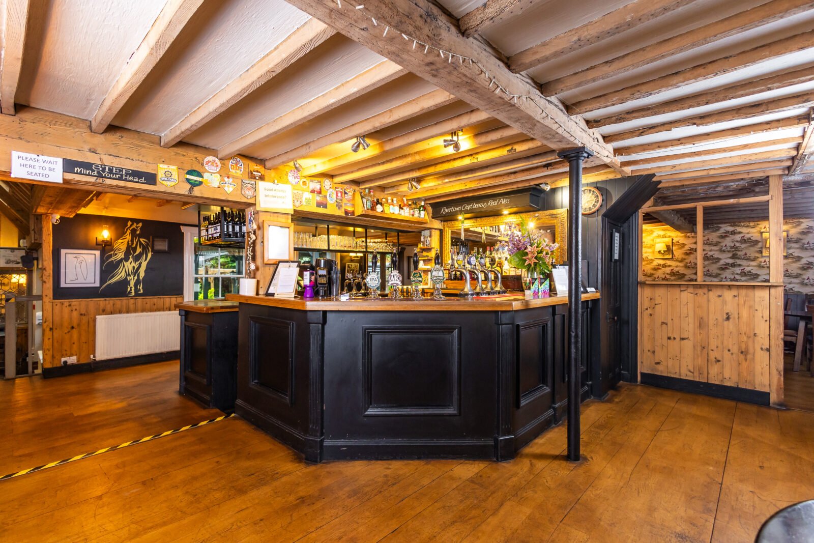 The White Horse Burnham Green